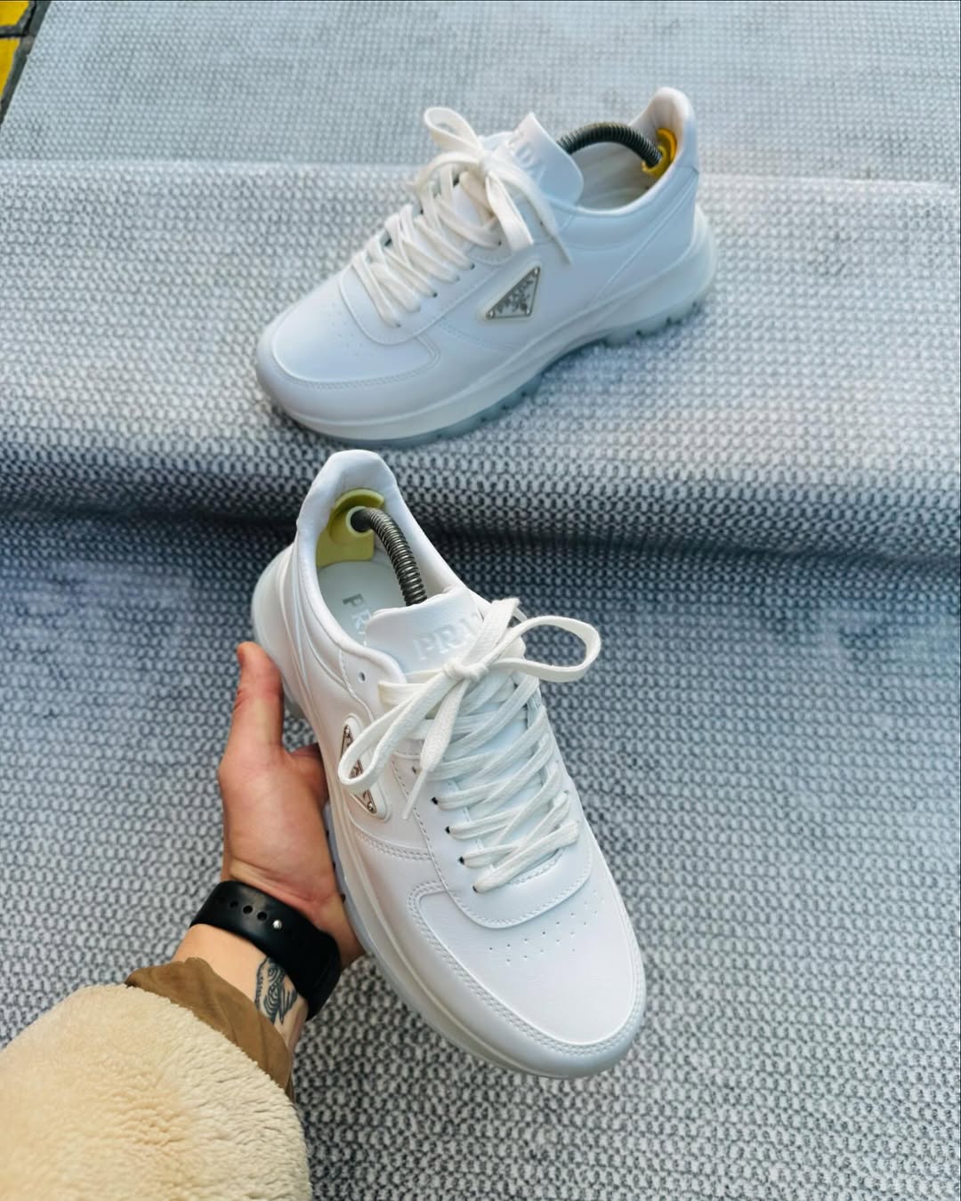 PRADA PRAX BEYAZ