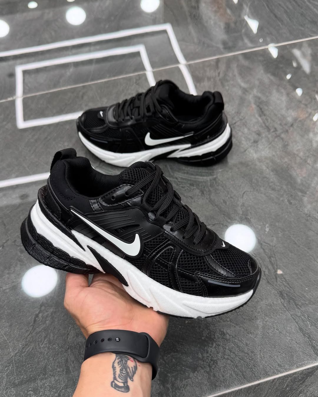 NIKE KÖPÜK TABAN SPOR SİYAH