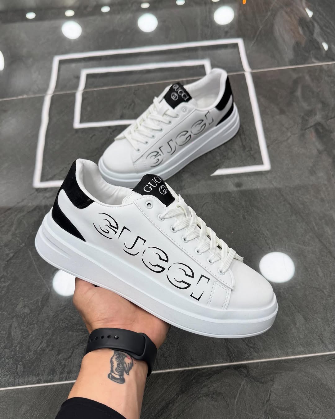 GUCCİ ERKEK BEYAZ