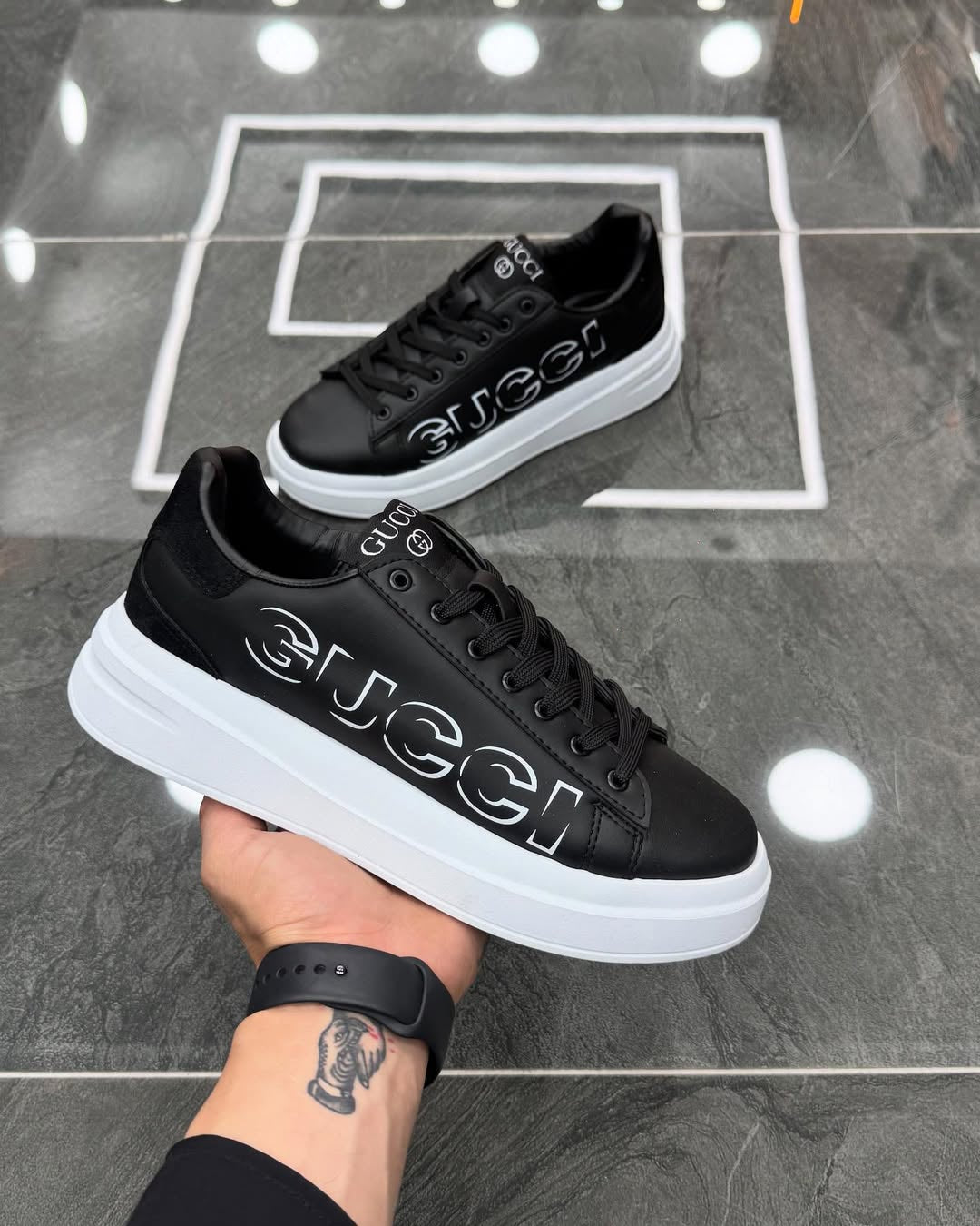 GUCCİ ERKEK SİYAH