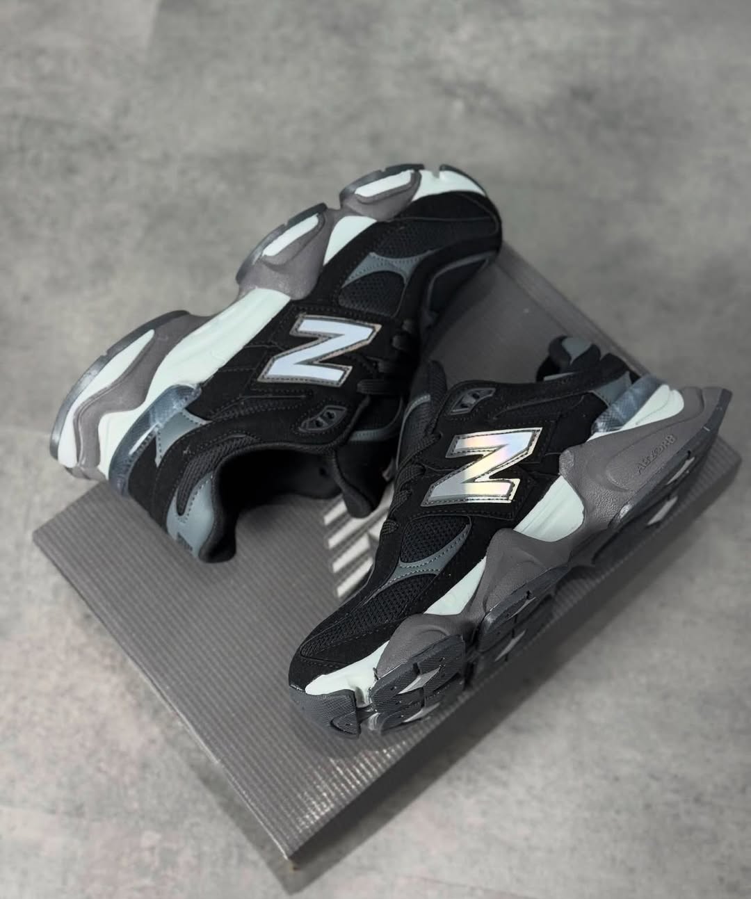 NEW BALANCE 9060 SİYAH