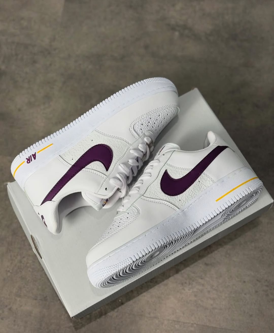NIKE AİR FORCE BEYAZ MOR