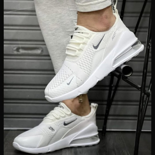 NIKE AİR MAX 270 BEYAZ