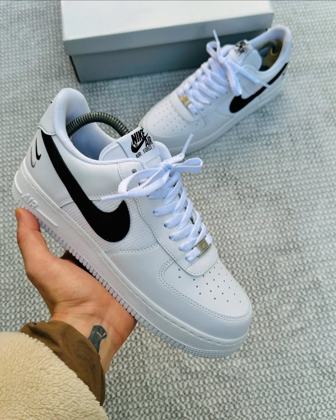 NIKE AİR FORCE BEYAZ SİYAH