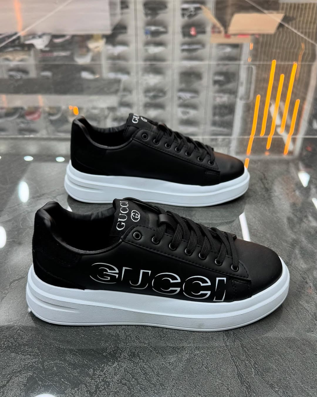 GUCCİ ERKEK SİYAH
