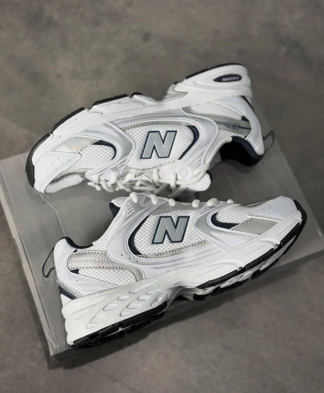 NEW BALANCE 530 BEYAZ