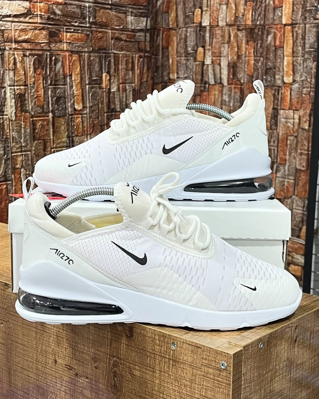 NIKE AİR MAX 270 BEYAZ