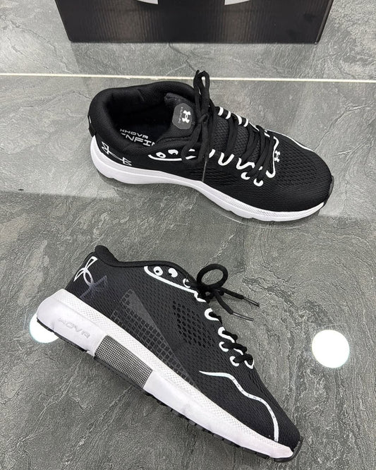 UNDER ARMOUR SİYAH