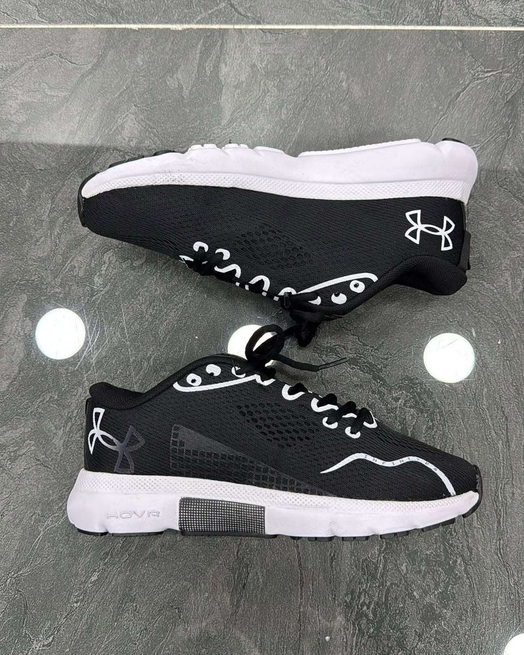 UNDER ARMOUR SİYAH