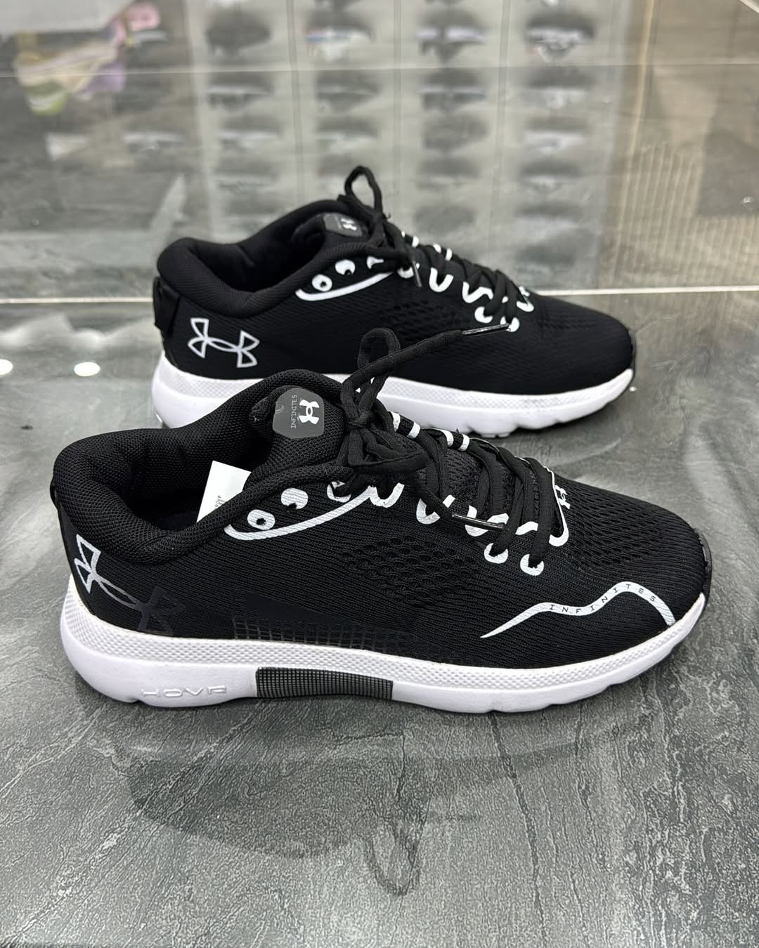 UNDER ARMOUR SİYAH